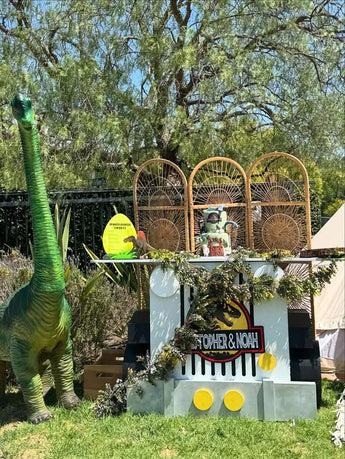 Jurrasic Park Jeep Table