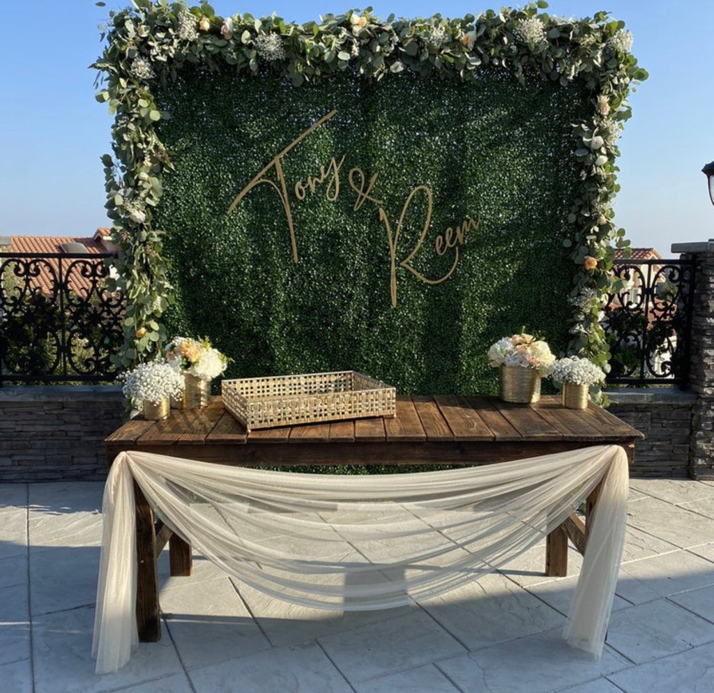 Single Panel Hedgewall Backdrop – 3 Little Birds Event Planning